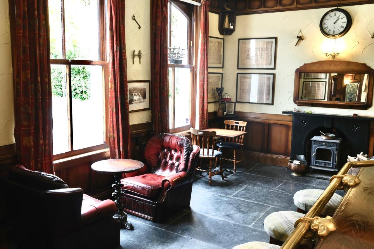 The Buckley Arms Hotel Dinas Mawddwy Exterior photo
